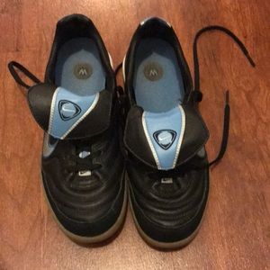 Indoor soccer shoes ladies size 8.5